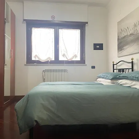 Bb Nuova Fiera Di Roma Bed & Breakfast